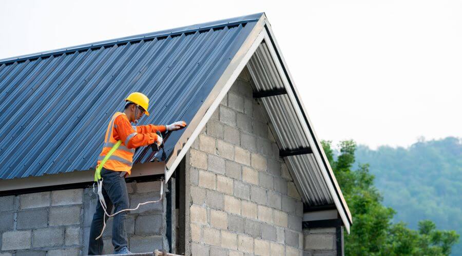 Expert Emergency Roof Repairs services in Elk Grove, CA